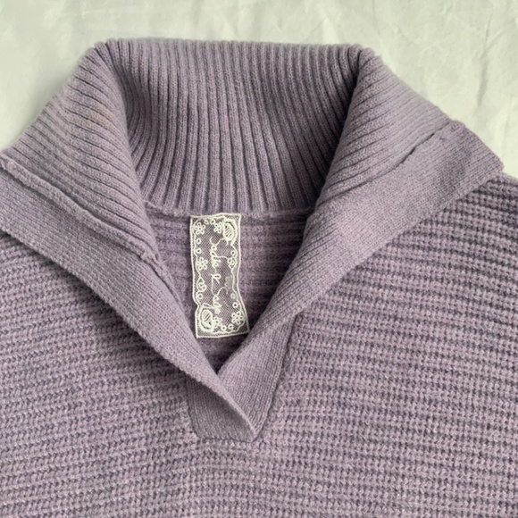 Sadie & Sage Knit Pullover with Collar - Picture 4 of 7